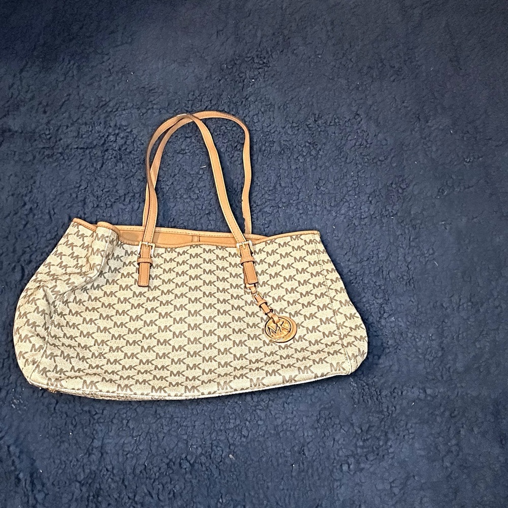 Michael Kors purse
